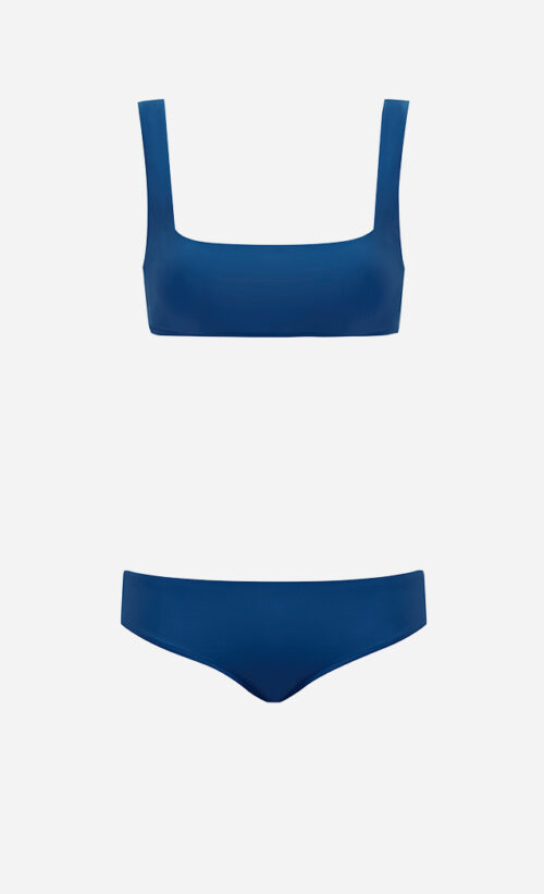 The ocean blue Square bikini from front.